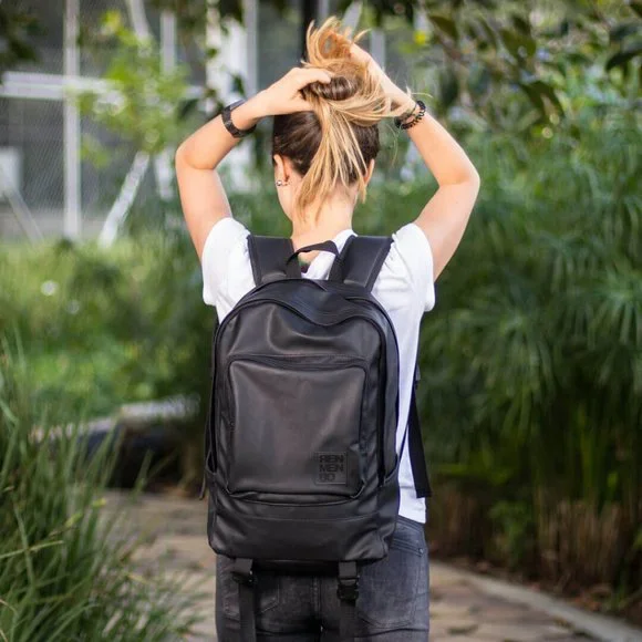 Renmenbo BackpackBlack Leather